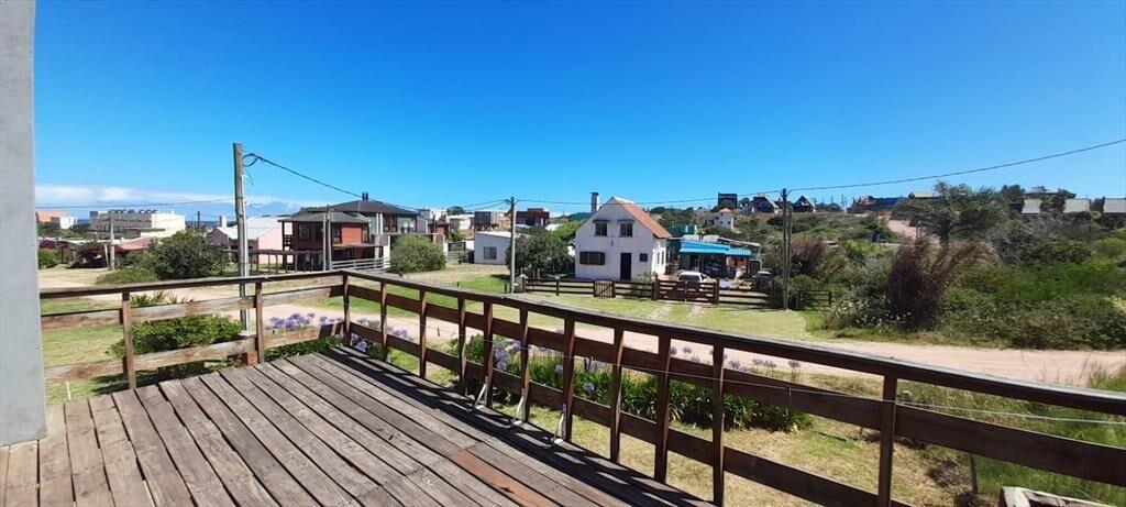 2 casas en el mismo padron Punta del Diablo