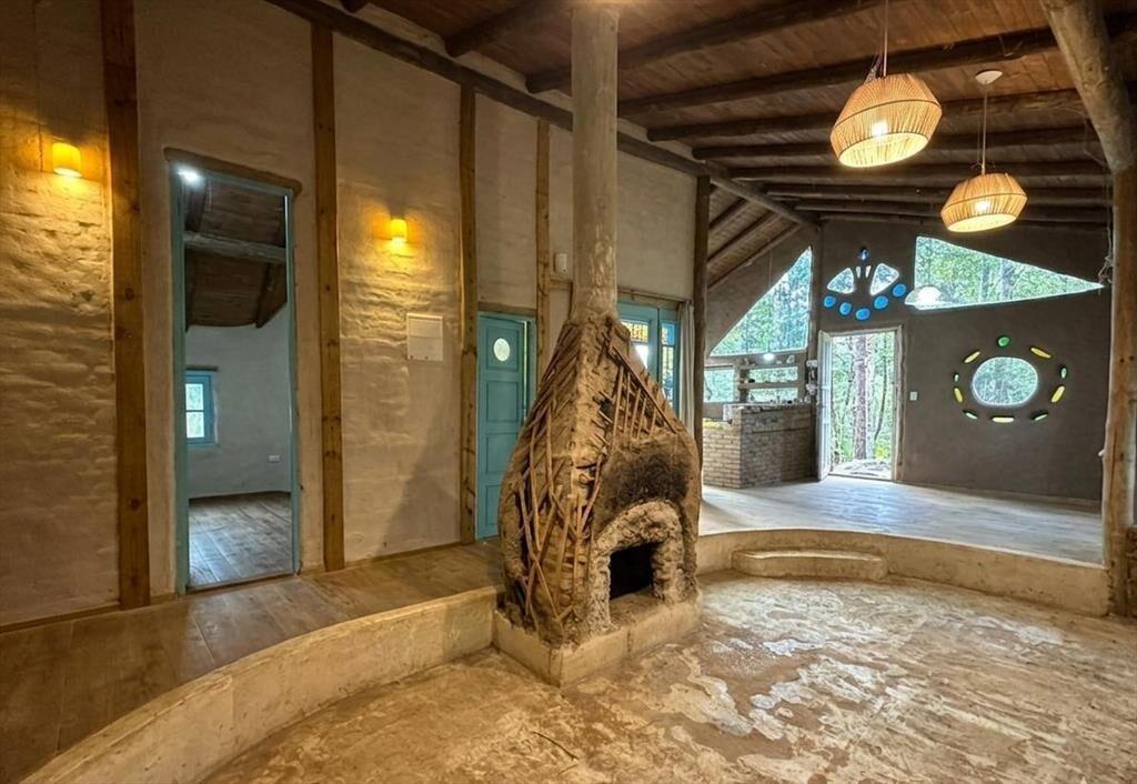 Venta de terreno de 1000 m2 con mejoras en Sauce de Portezu