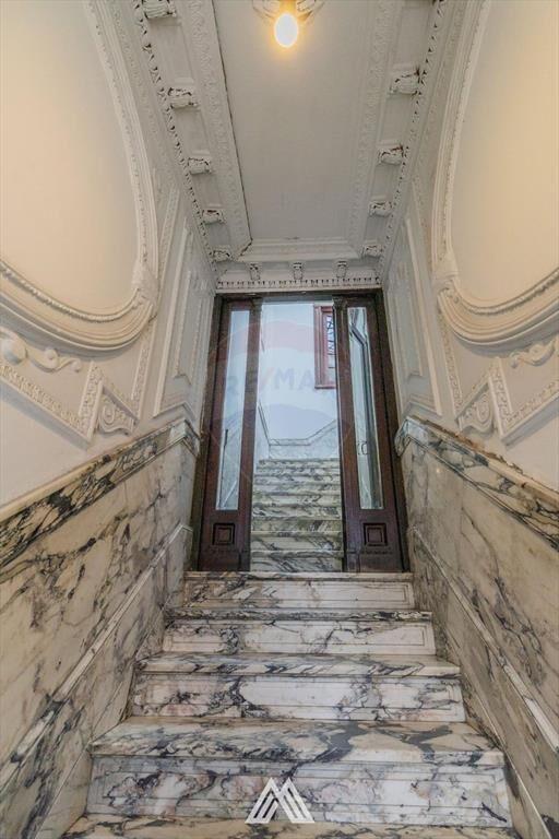 Venta casona 4 habitaciones con balcón Capurro