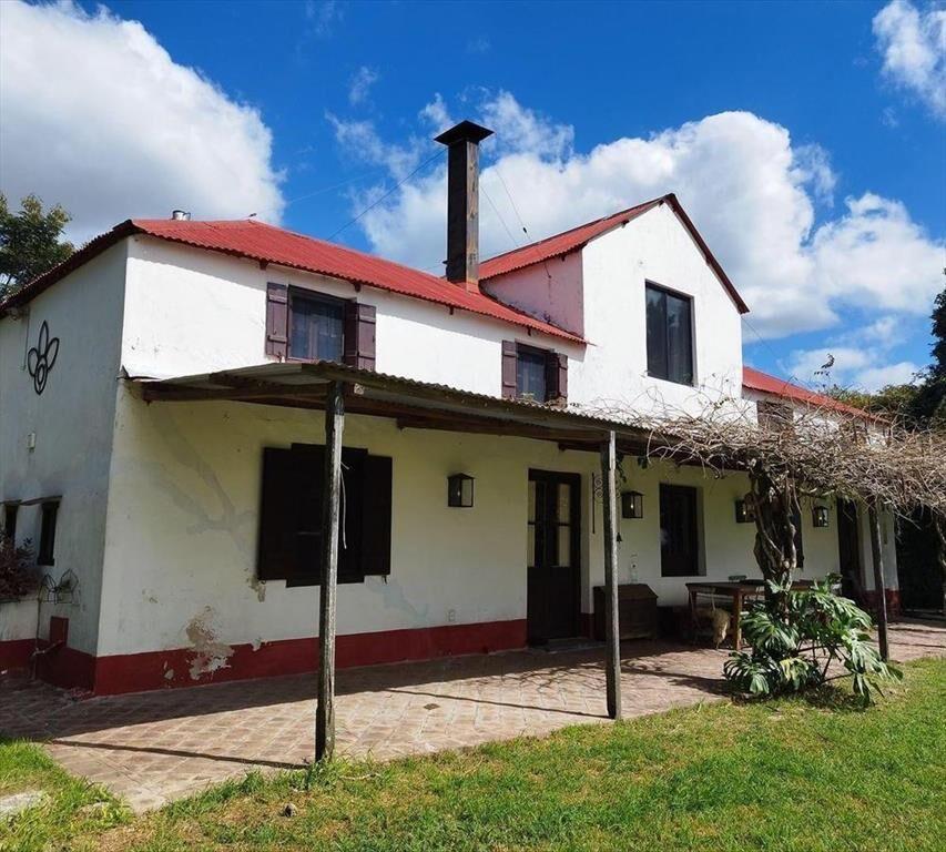 CHACRA CON GRAN CASONA EN VENTA