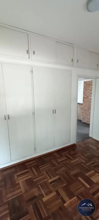 Casa en alquiler c/ cochera en Carrasco Norte