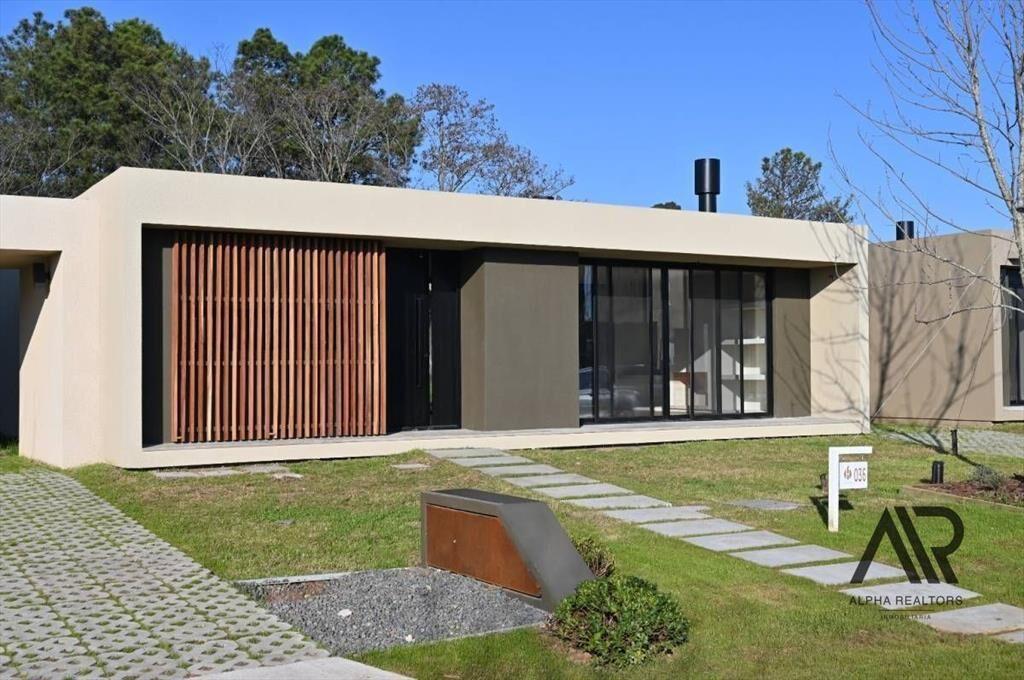 Alquiler 3 Dormitorios + Play Room - T1 Plus