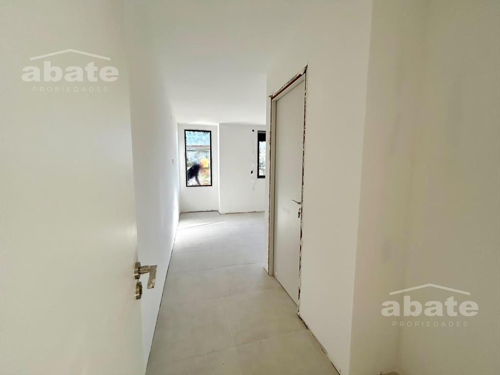 Venta casa de 3 dormitorios a estrenar próximo a Av. de los