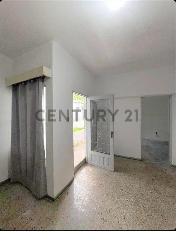 Alquiler Casa/Maroñas/1Dormitorio/Sin GastosComunes/Estuf...