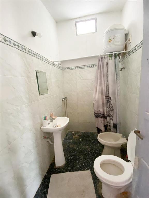 Venta apartamentos con renta en padrón único Villa Española