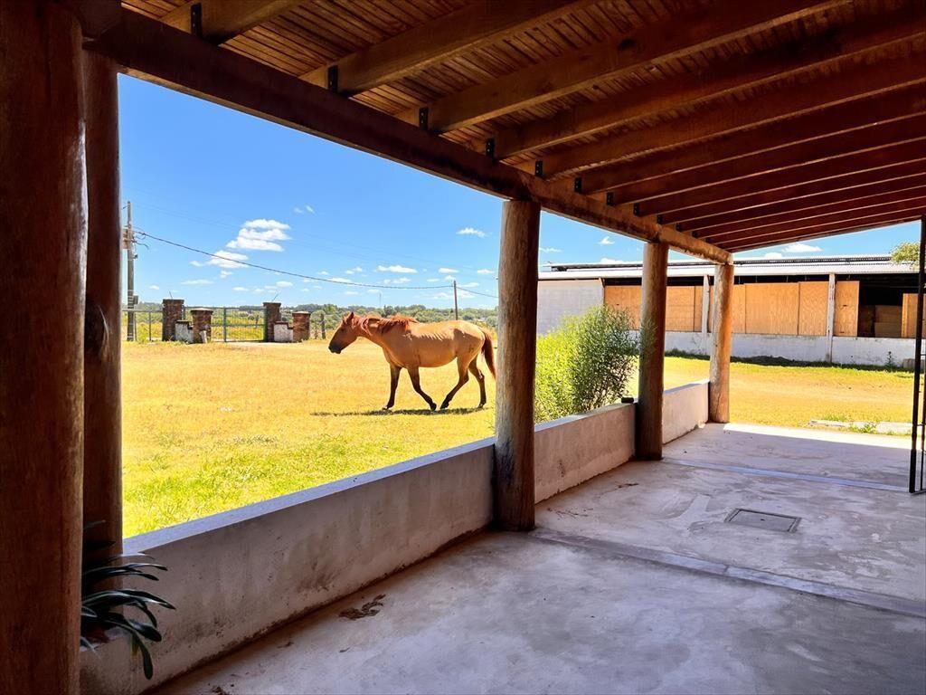 Residencia de categoría sobre 3 hectáreas de parque