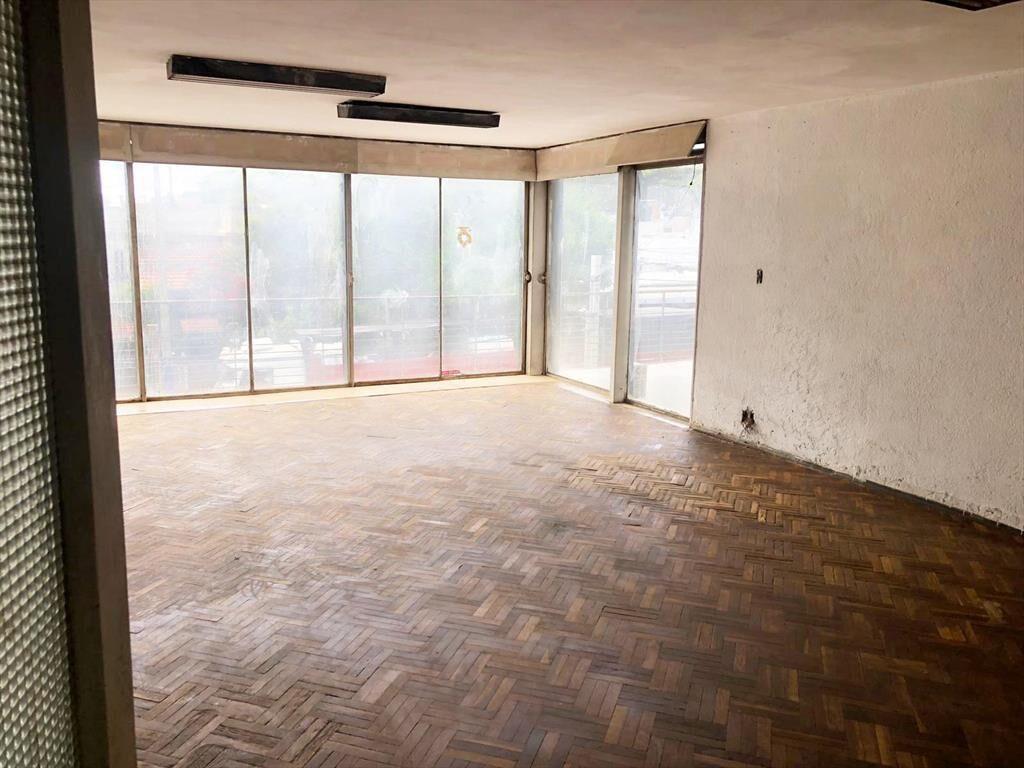 Amplio local comercial y vivienda sobre Avenida Millán - Sa