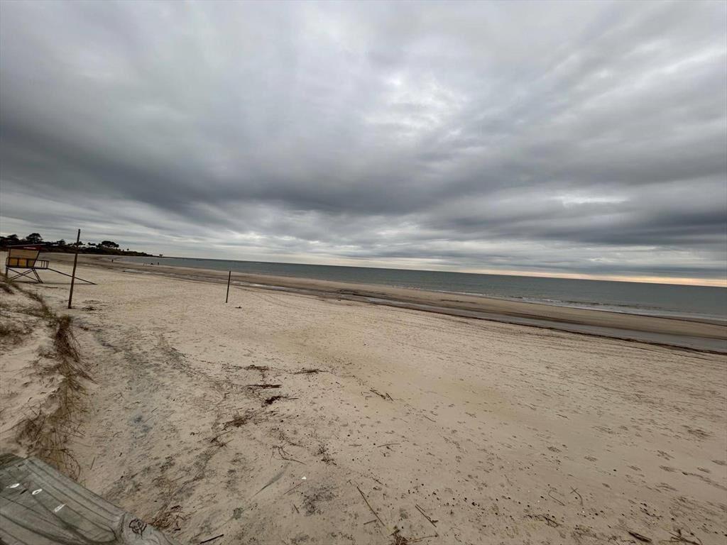 Venta de Casa con 3 dormitorios en Costa Azul, Sur