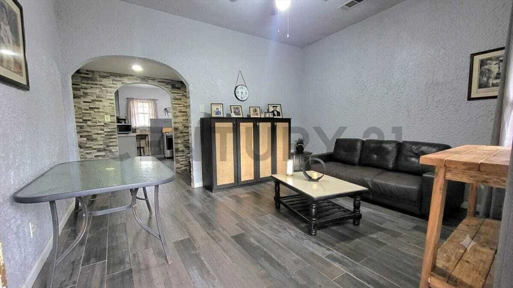 Casa Sobre Belloni/ 585m2/edif 70m2/3Dorm/amplio jardín/B...