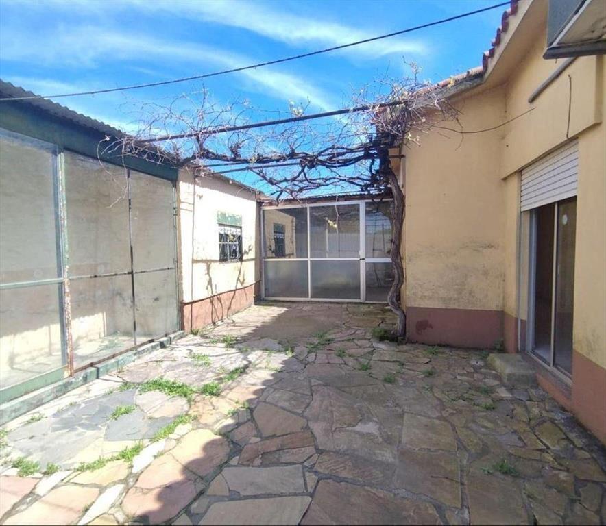 CASA CON APARTAMENTO EN VENTA EN ROSARIO DPTO COLONIA