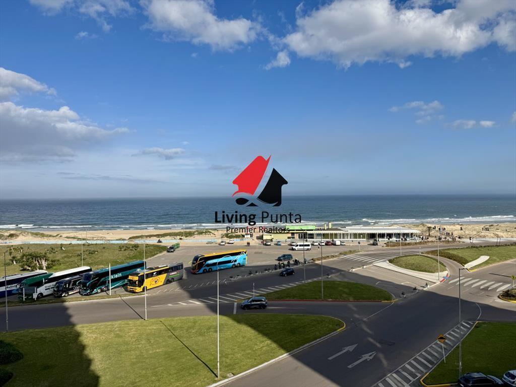 Apartamento en Alquiler frente al mar full