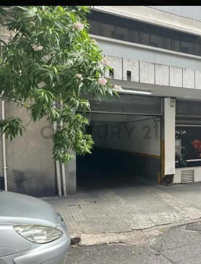 Cochera en venta – a pasos de 18 - ubicación premium