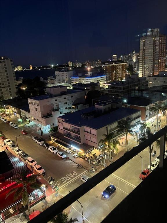 Venta Apartamento 2 dormitorios en Peninsula Punta del Este