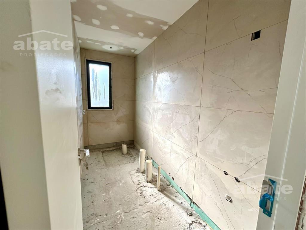 Venta casa de 3 dormitorios a estrenar próximo a Av. de los