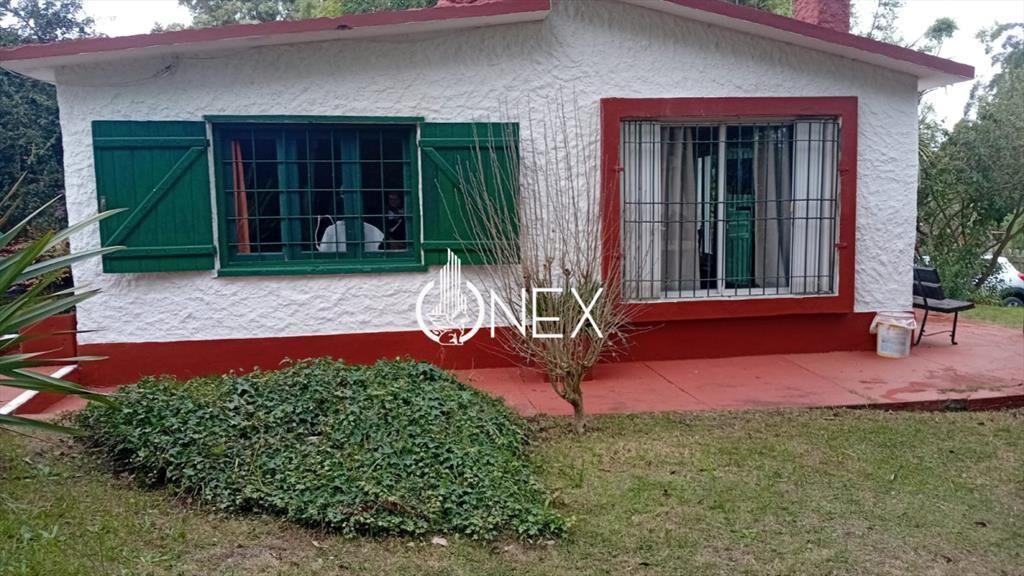 Casa a 2 cuadras de la playa en Los Titanes,