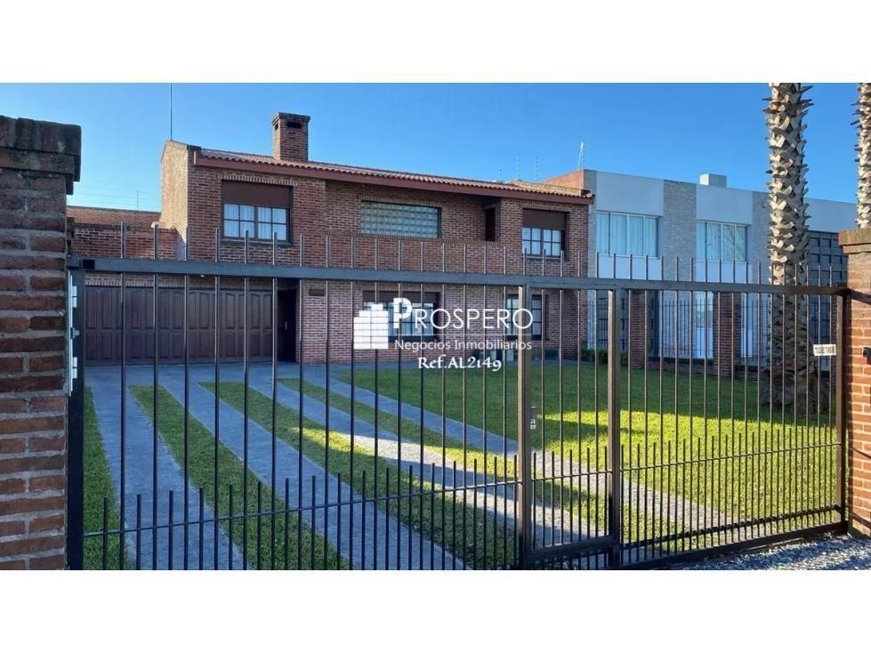 AL2149 Venta Casa 3dorm Colón Piscina Barbacoa Garaje