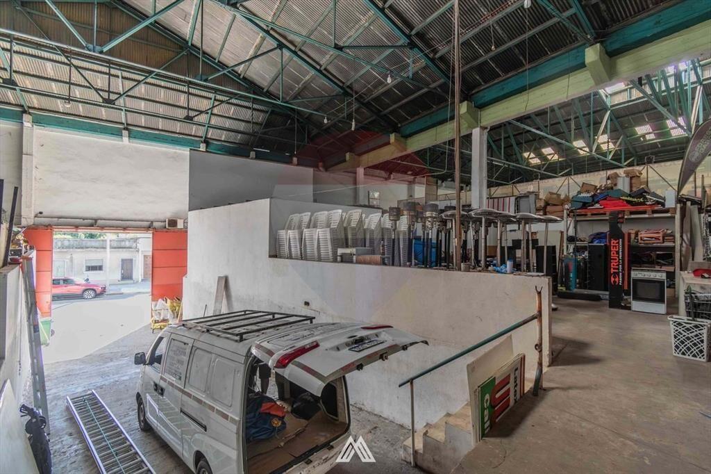 ALQUILER TERRENO CON LOCAL EN LA COMERCIAL