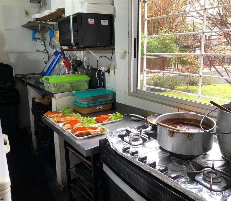 Venta llave de negocio gastronómico Rotiseria en funcionami