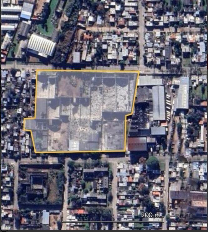 Proximo Garzón y San Quintin, Galpón de 1700m2, vigilancia