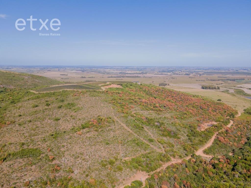 Imperdible Chacra en Venta en Las Sierras...