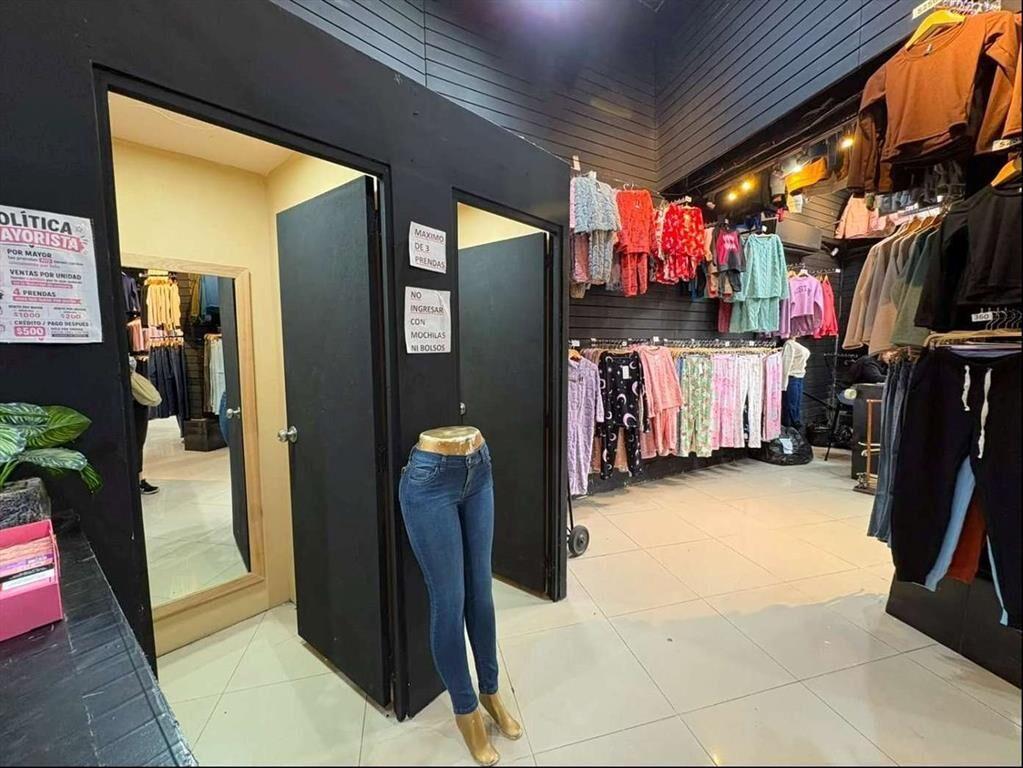 ALQUILER Local comercial de 250m2 sobre Arenal Grande ideal