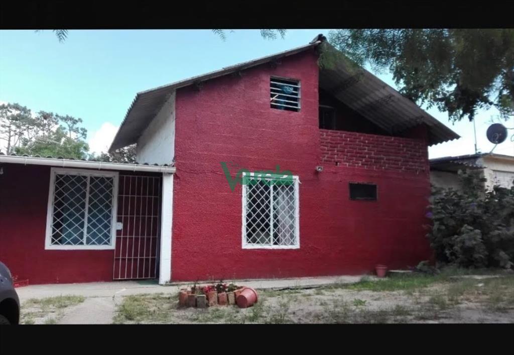 Venta de casa en Salinas, 3 dormitorios