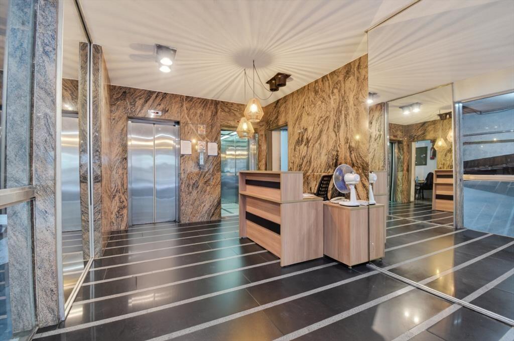 Venta de Oficina Centro con Garaje