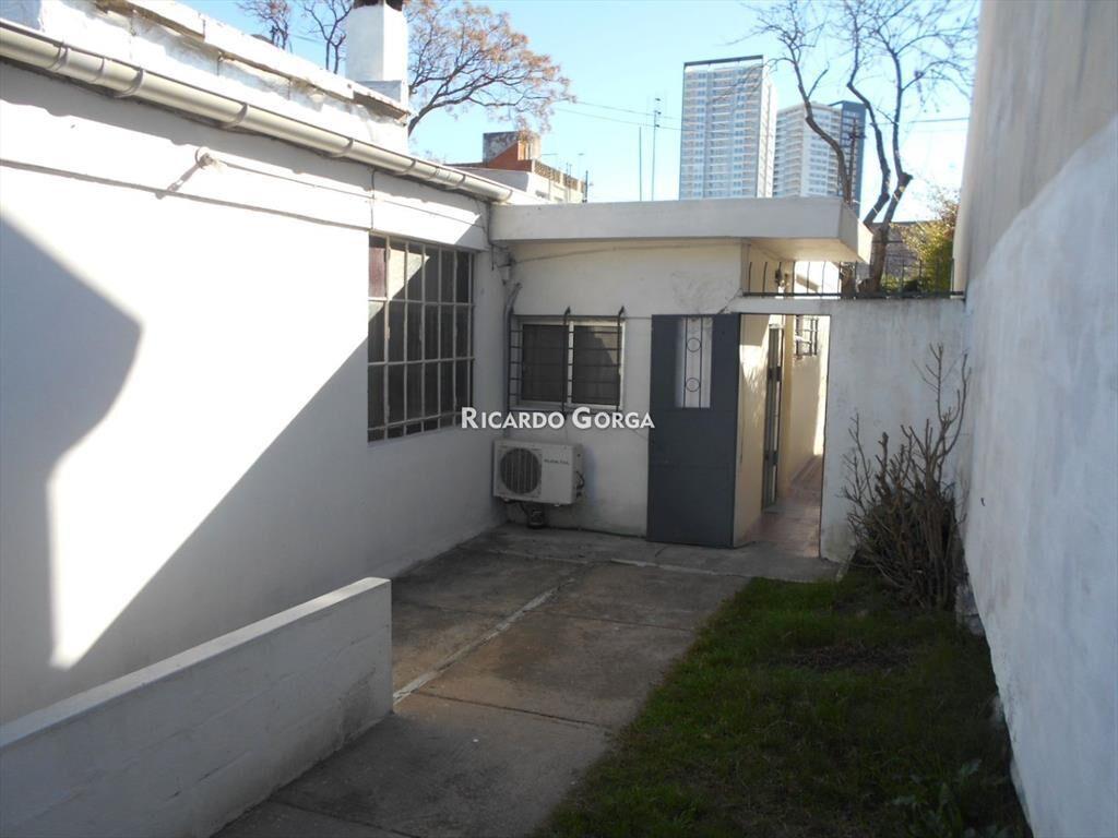 Venta de PU casa + apto todo una planta prox. a Shopping...