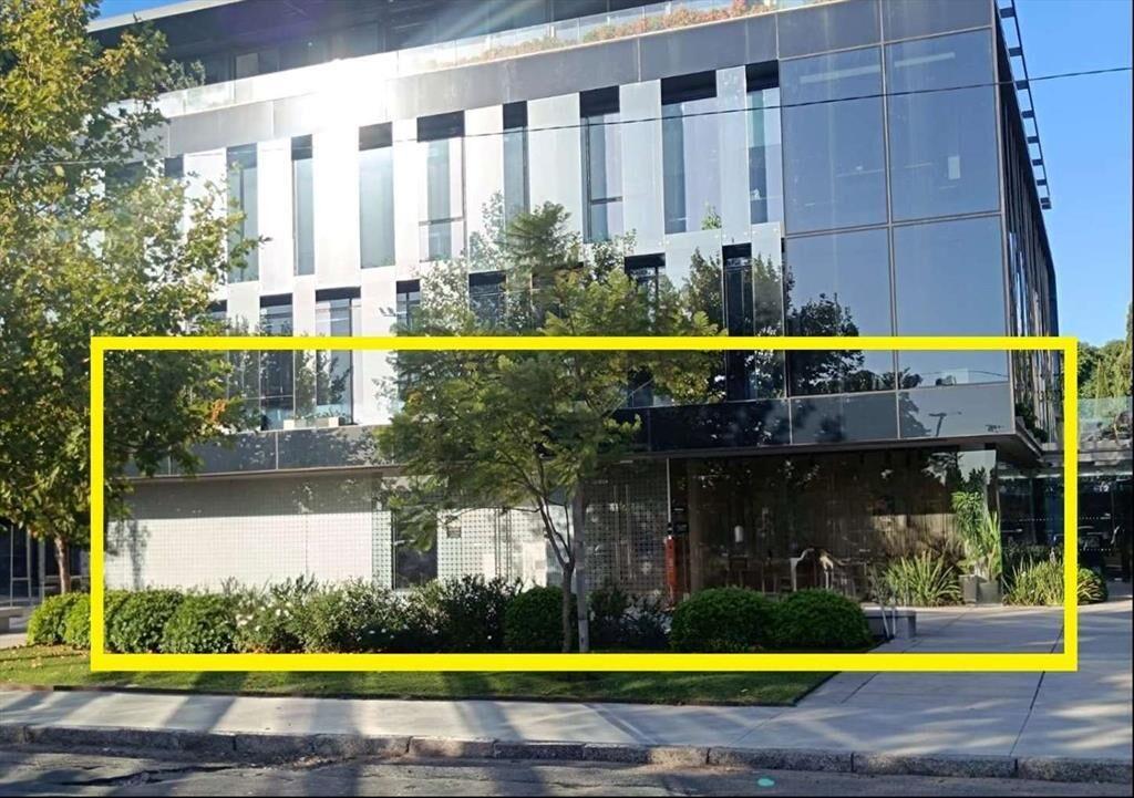 ALQUILER Local comercial de 150m2 para gastronomía en Carra