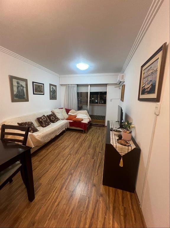 VENTA - APARTAMENTO DOS DORMITORIOS CON COCHERA - COLONIA