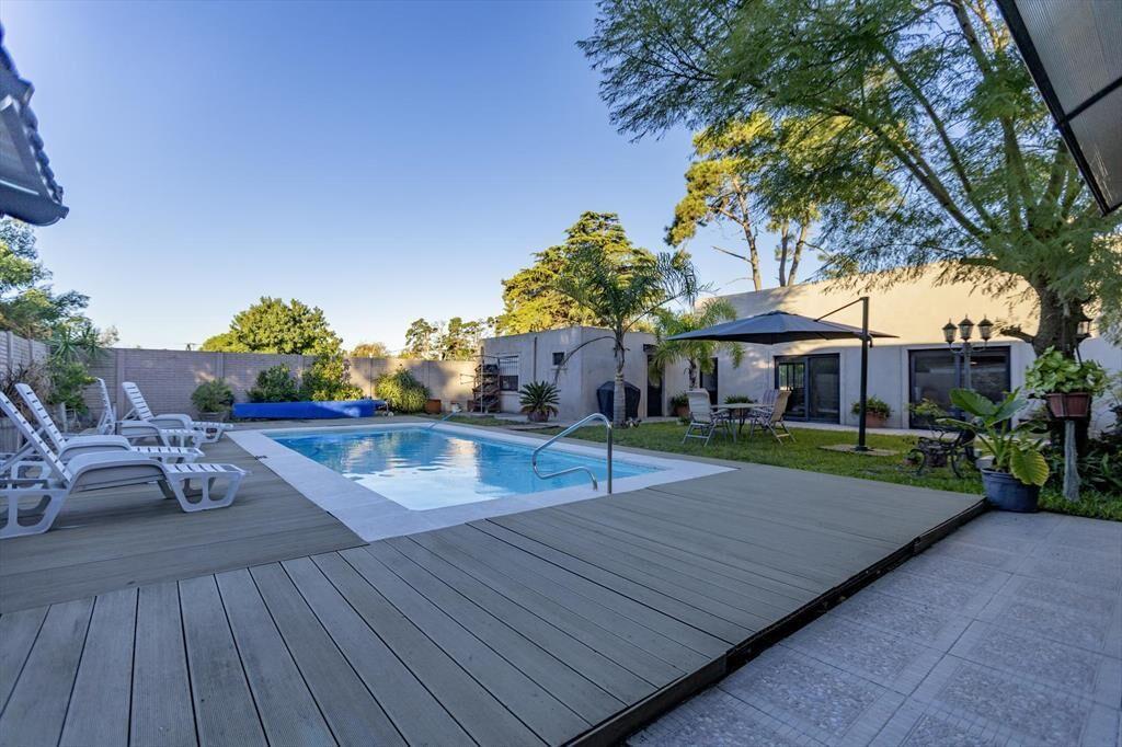 Casa en El Pinar con piscina y apto independiente