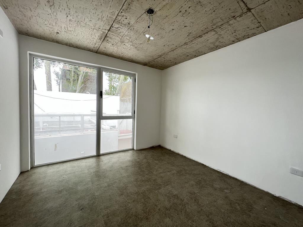 Alquiler apartamento 1 dormitorio con parrillero en la Unio