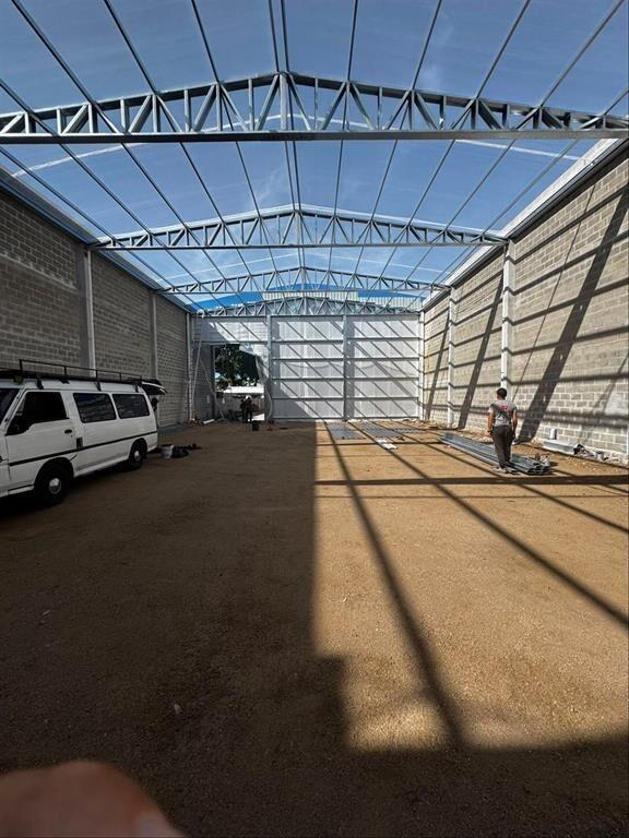 Venta de depósito o galpón Malvin Norte