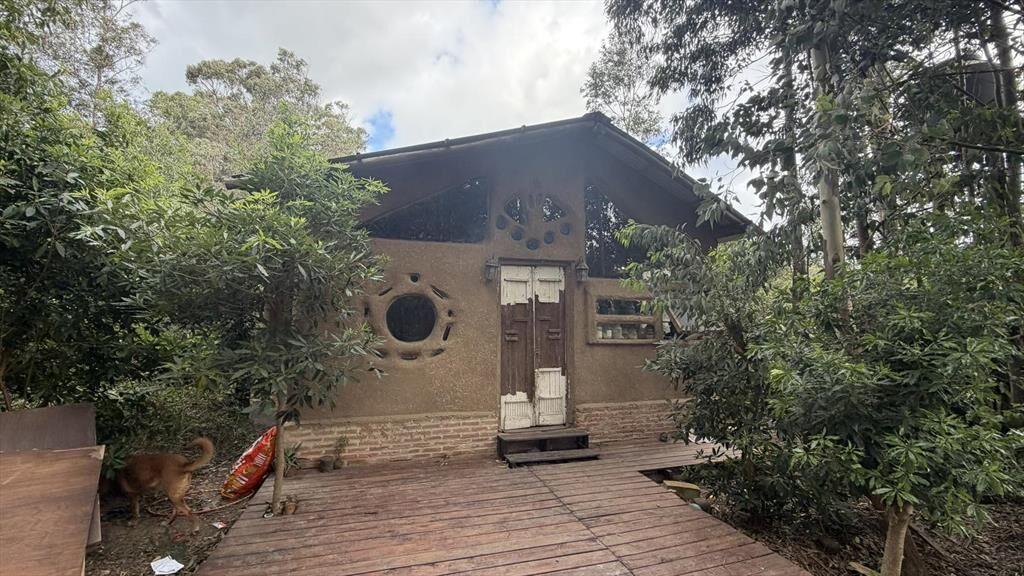 Venta de terreno de 1000 m2 con mejoras en Sauce de Portezu