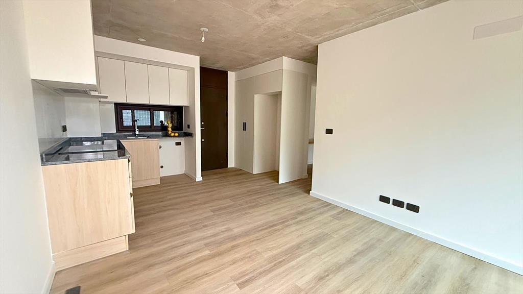 Venta apartamento a estrenar, 2 dormitorios con jardín priv