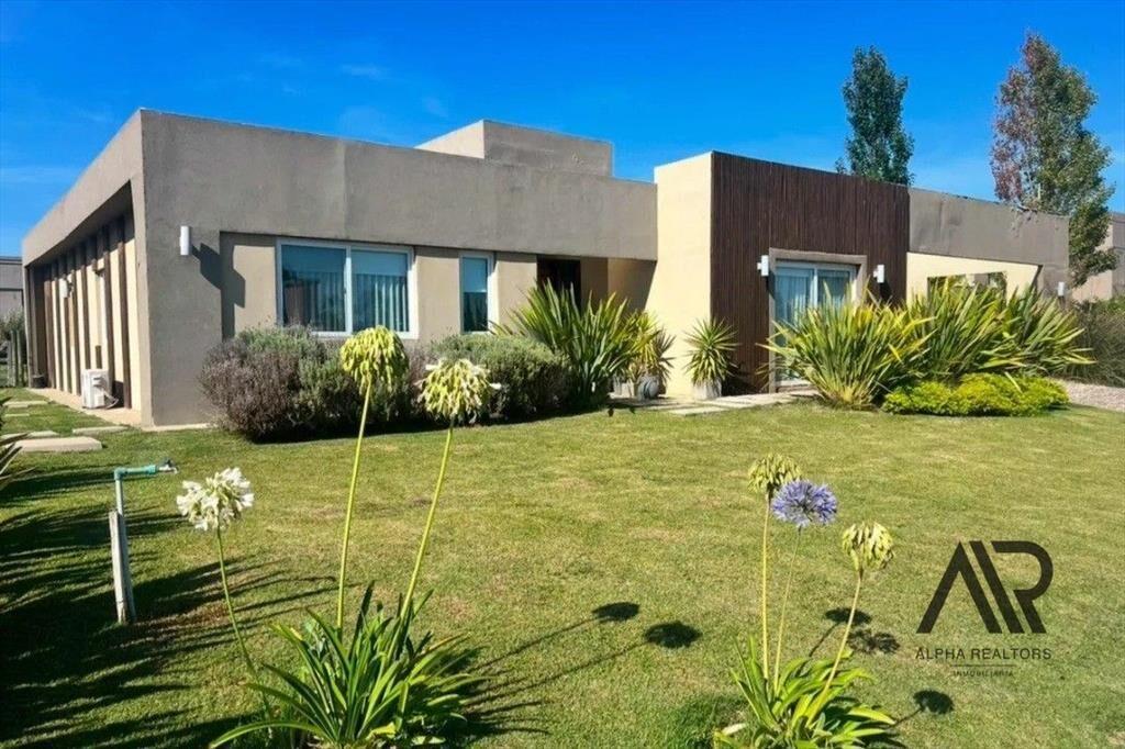 Casa en alquiler de 3 dormitorios en La Tahona