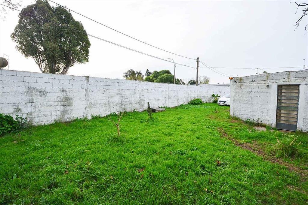 Venta casa dos dormitorios Peñarol garaje y fondo