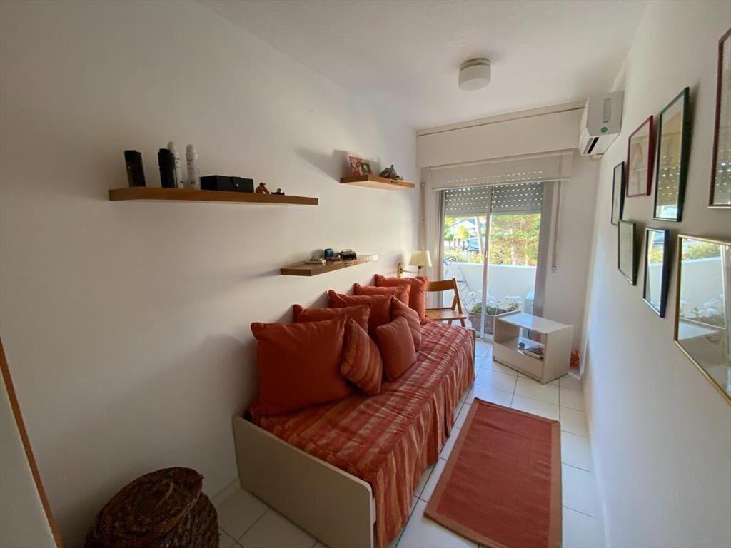 Gran Pent House, proximo a playa mansa, parada 16, vista al