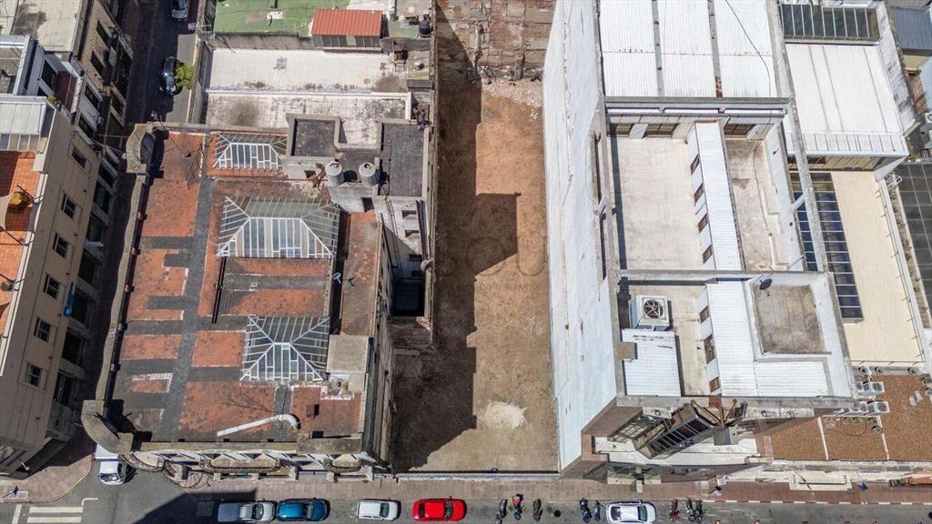 Venta de terreno en Ciudad Vieja ideal Inversores