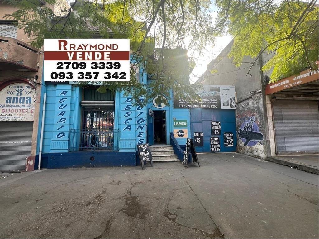 Venta local comercial de 277m2 sobre Gral Flores