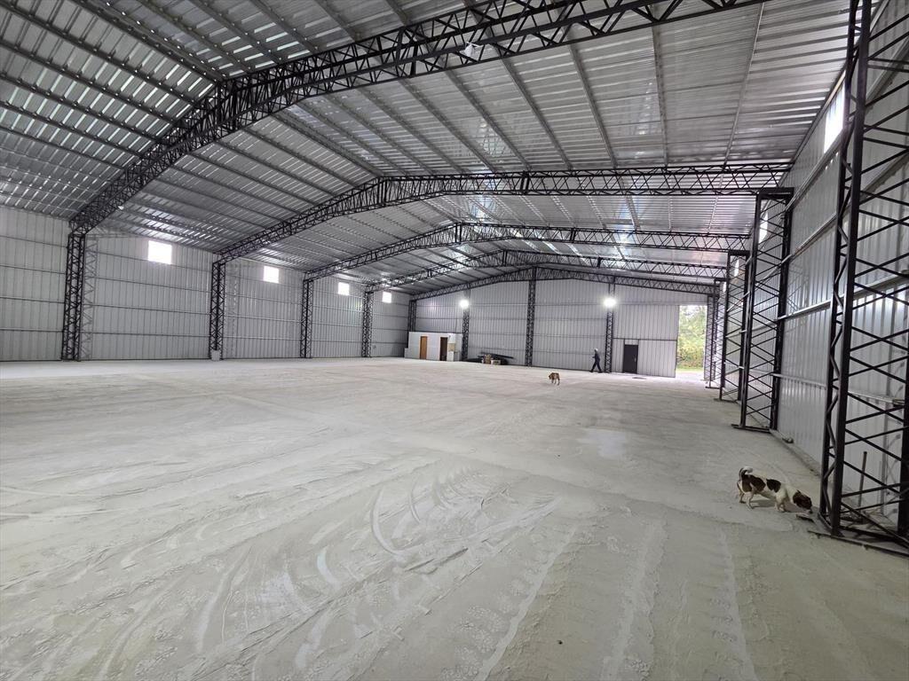 Ruta 102 y 101 , 750m2 a estrenar, excelente punto!!
