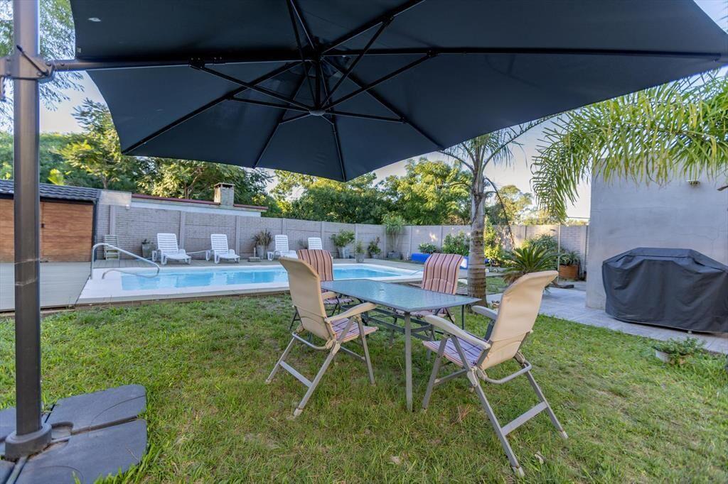 Casa en El Pinar con piscina y apto independiente