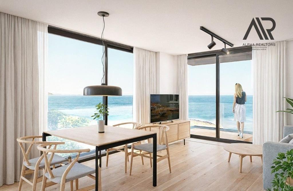 Apartamento de 2 dormitorios con terraza y jardín en Col...
