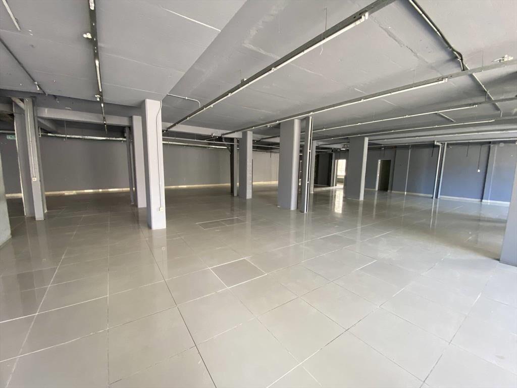 Alquiler de Local comercial en Malvin - Oviedo y Ñangaripé
