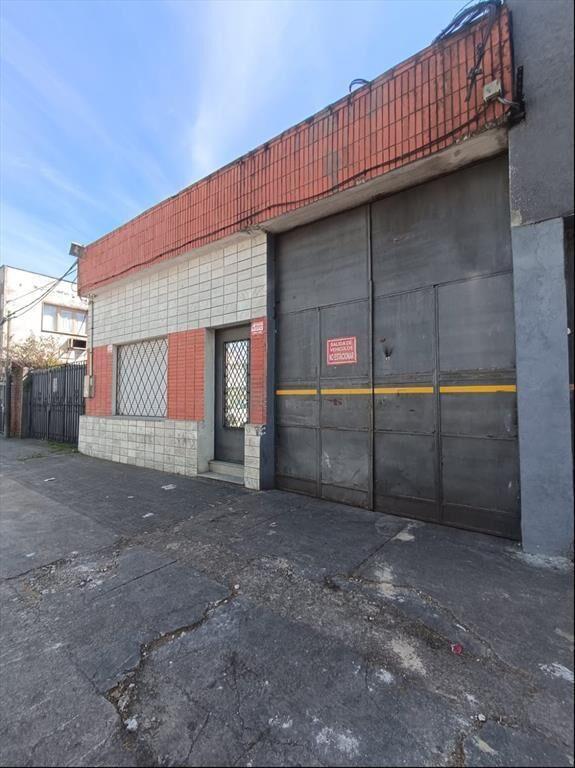 ALQUILER Locales 800m2 en Jacinto Vera