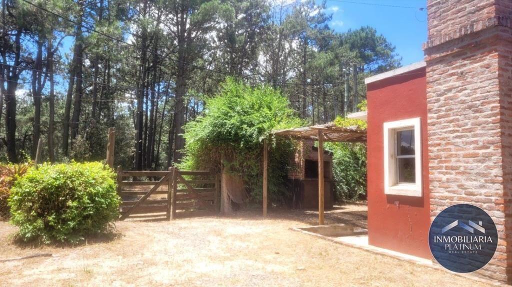 Casa en venta c/ cochera en El Pinar