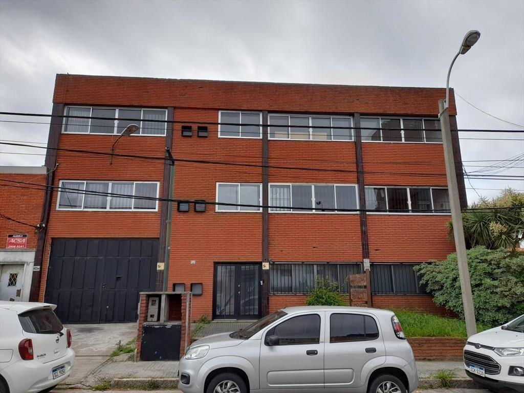 proximo Av Italia y Solano Lopez, 692 m2 , 15 mts de frente