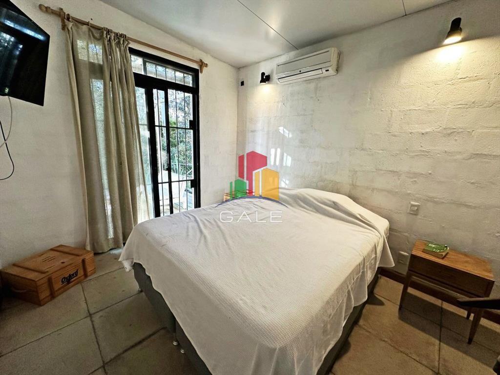 Alquiler anual casa de 3 dormitorios en parque burnett