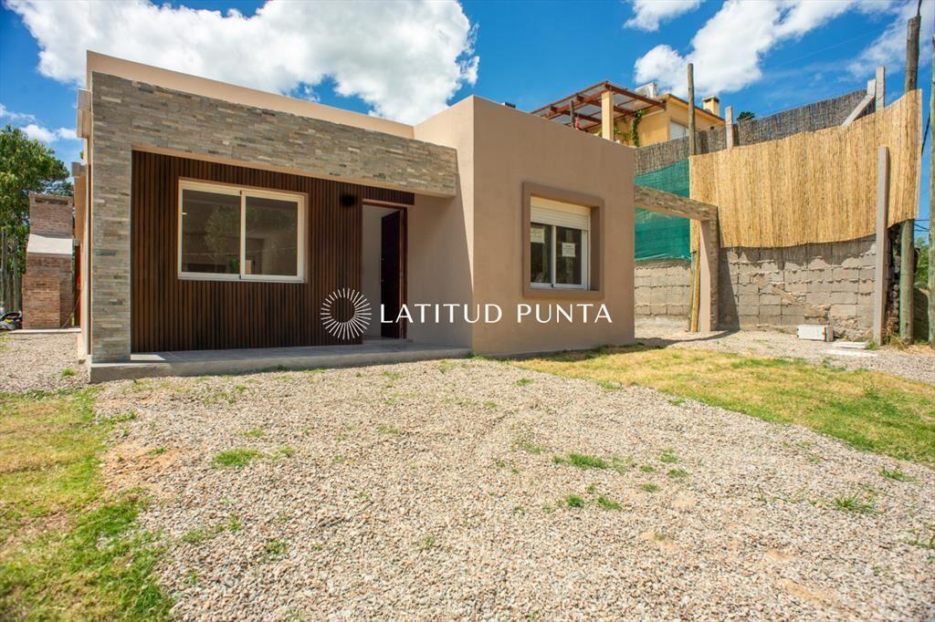 Casa en Piedras del Chileno, 2 dormitorios y 2