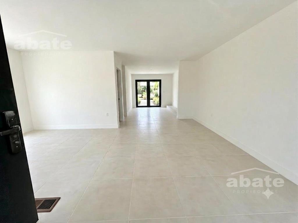 Venta casa de 3 dormitorios a estrenar próximo a Av. de los